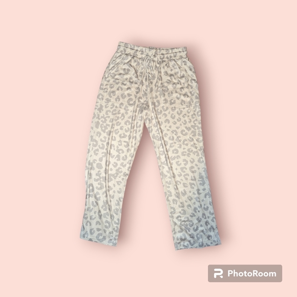 Leopard Print Pajama Set - Picture 5 of 7